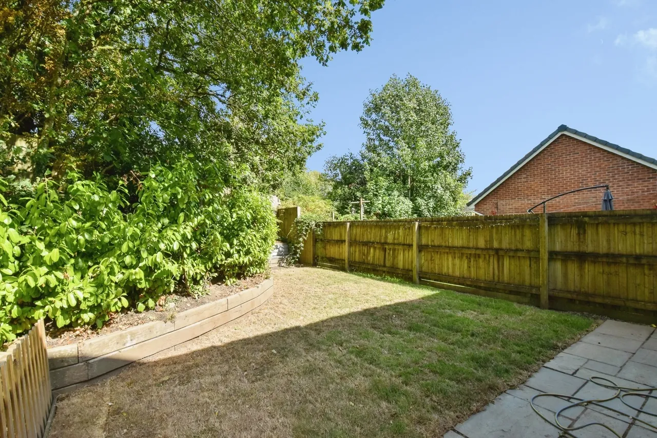 Sycamore Lane, Pontardawe, SA8, photo 17