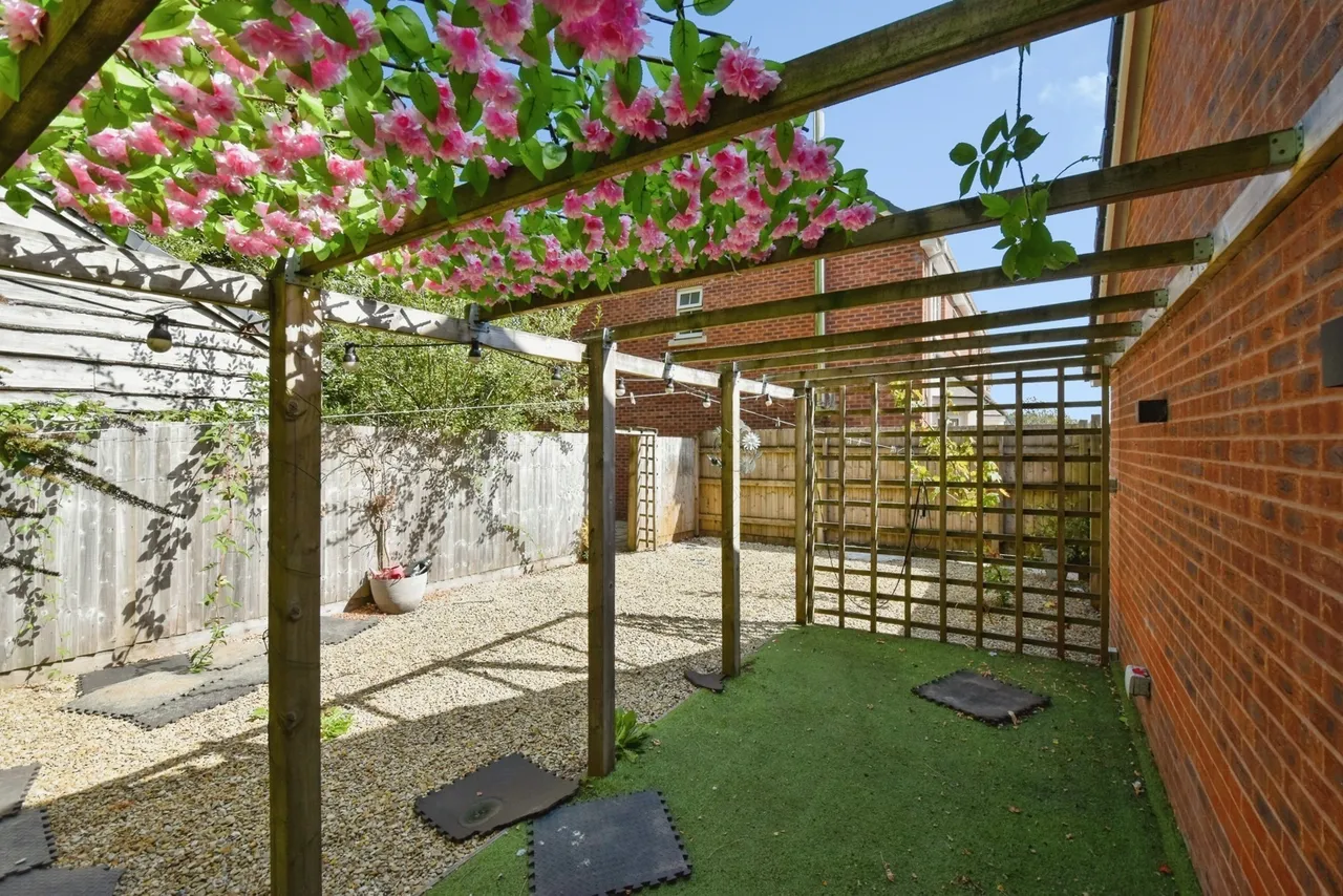 Sycamore Lane, Pontardawe, SA8, photo 15