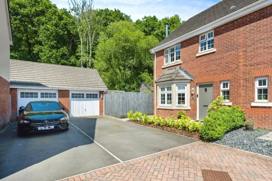 Sycamore Lane, Pontardawe, SA8, photo 20