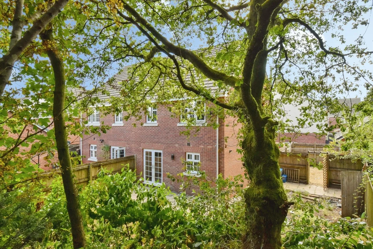 Sycamore Lane, Pontardawe, SA8, photo 18