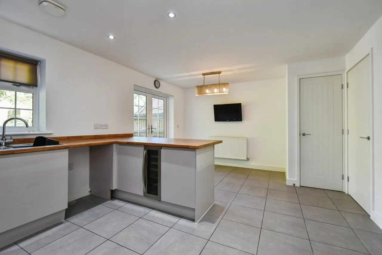 Sycamore Lane, Pontardawe, SA8, photo 7