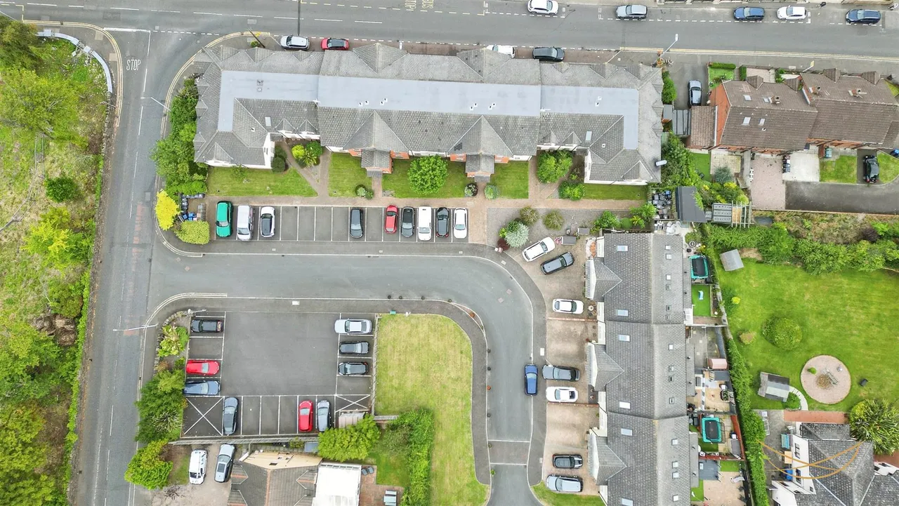 Loughshore Courtyard, Newtownabbey, BT37, photo 28