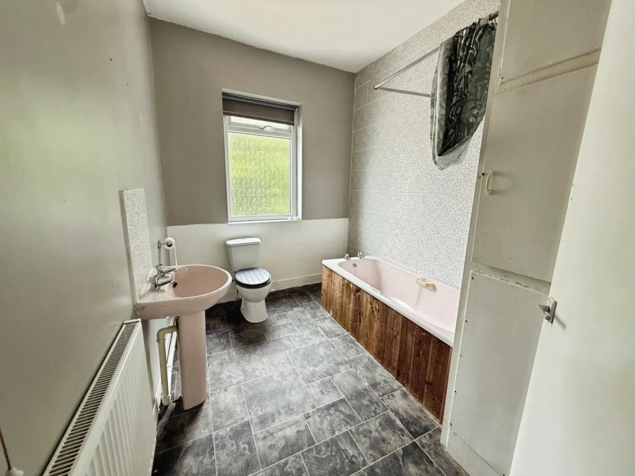 Firs Lane, Leigh, WN7, photo 12