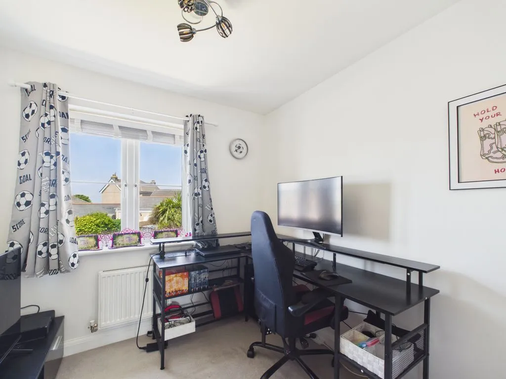 Davey Close, Redruth, photo 9