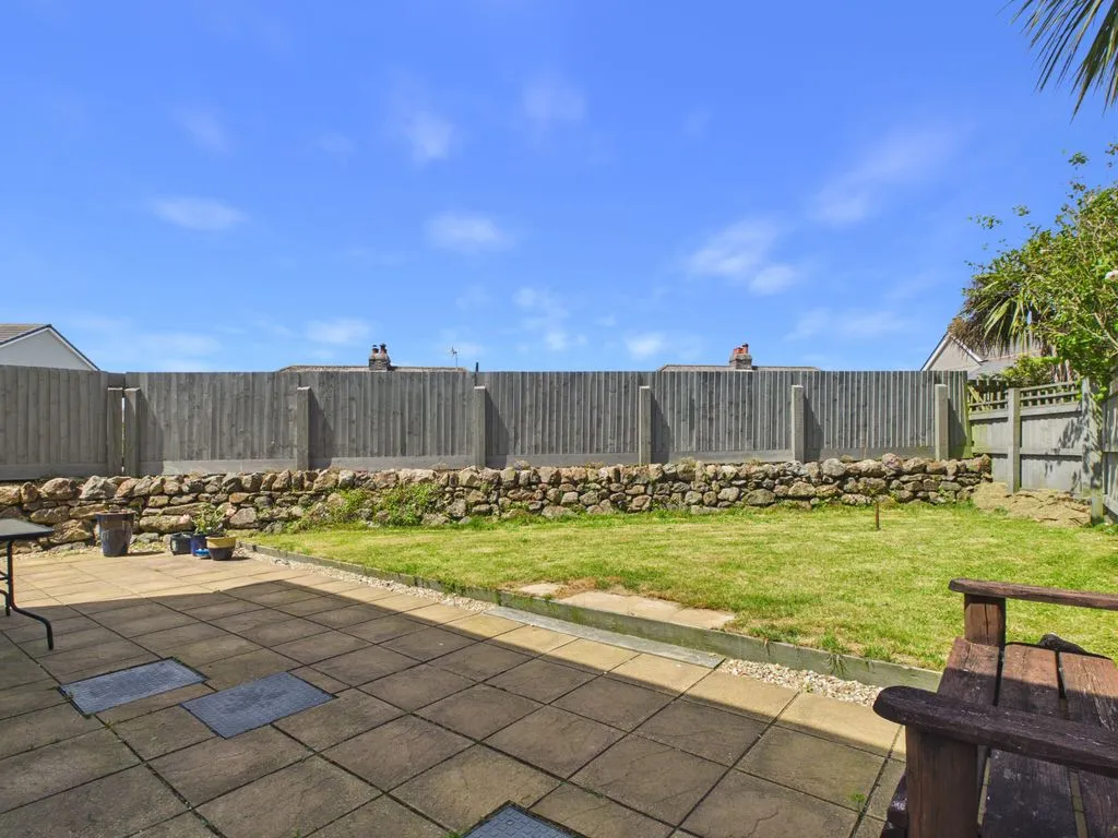 Davey Close, Redruth, photo 11
