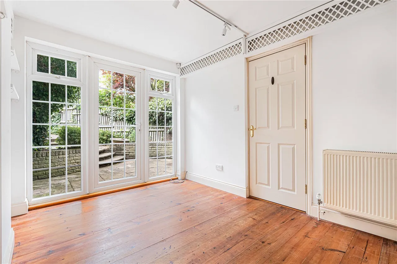North Street, Oundle, PE8, photo 5
