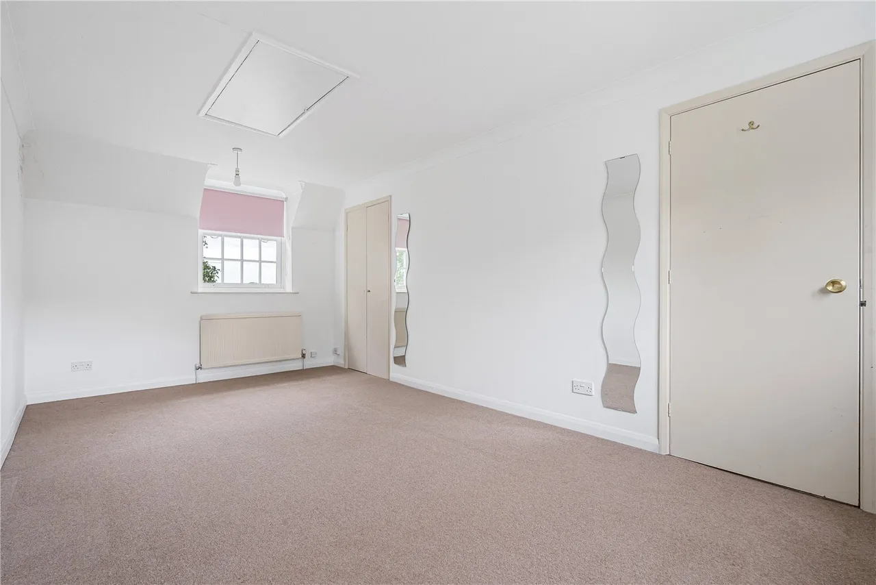 North Street, Oundle, PE8, photo 6