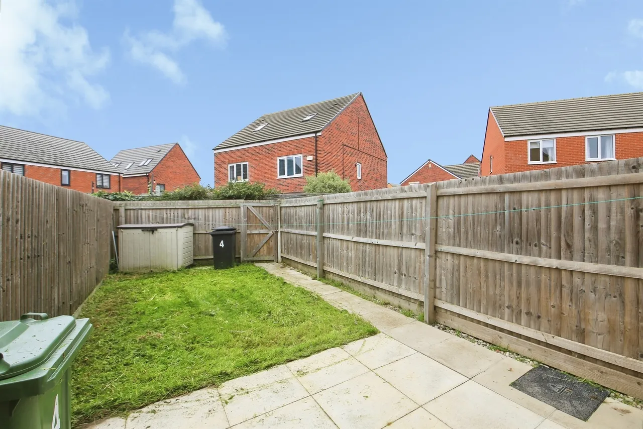 Logan Mews, Peterborough, PE7, photo 12