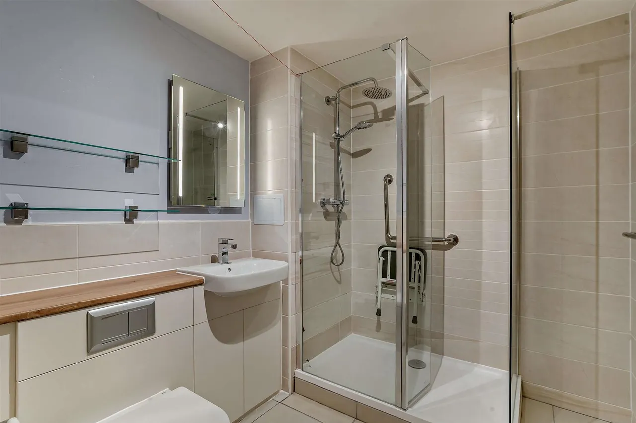 Bradburns Lane, Hartford, CW8, photo 12
