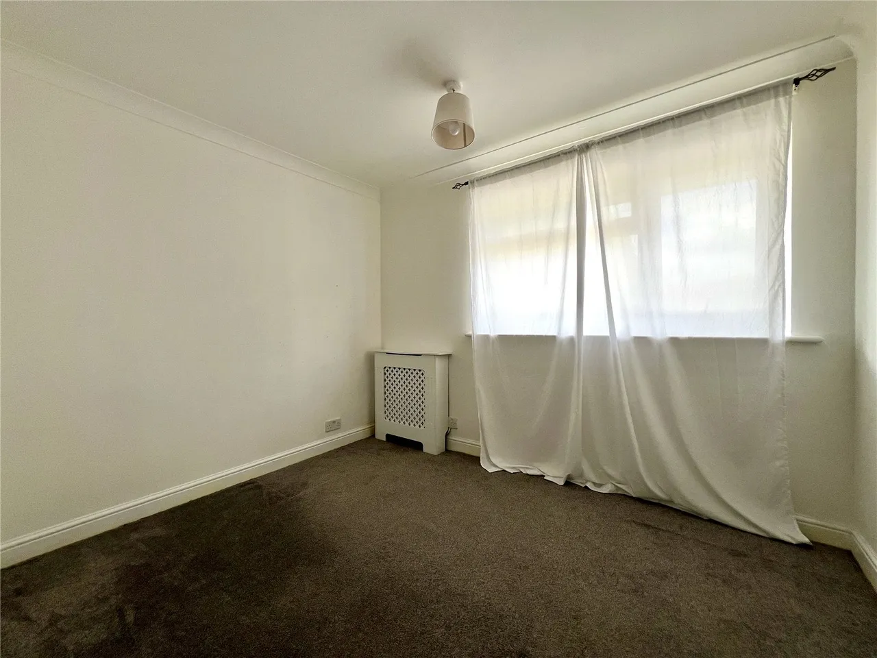 Broad Street, Guildford, GU3, photo 6