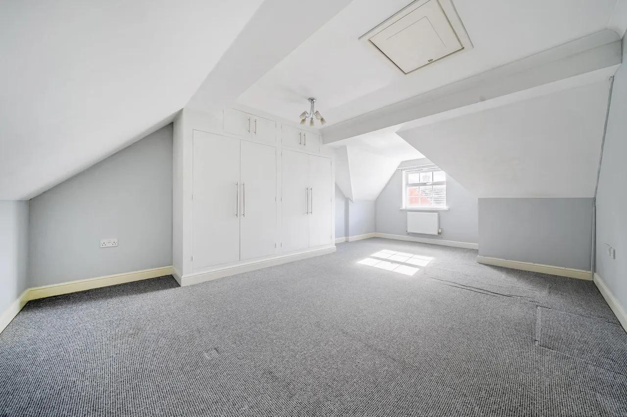Festival Close, Devizes, SN10, photo 6