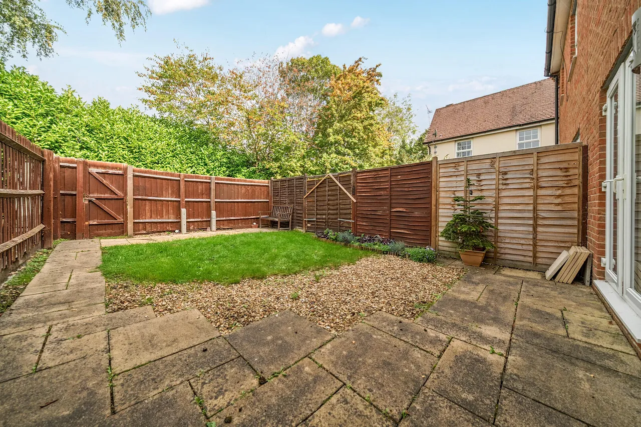 Festival Close, Devizes, SN10, photo 7