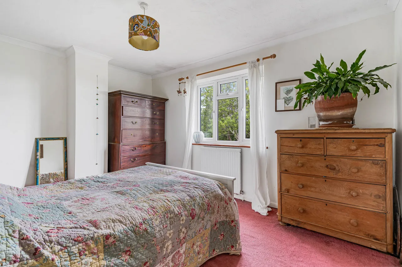 Wrecclesham Hill, Wrecclesham, GU10, photo 6