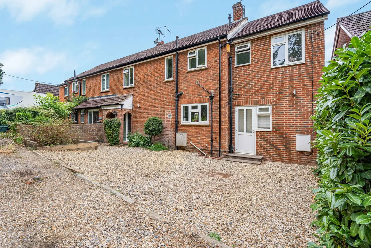 Wrecclesham Hill, Wrecclesham, GU10, photo 19