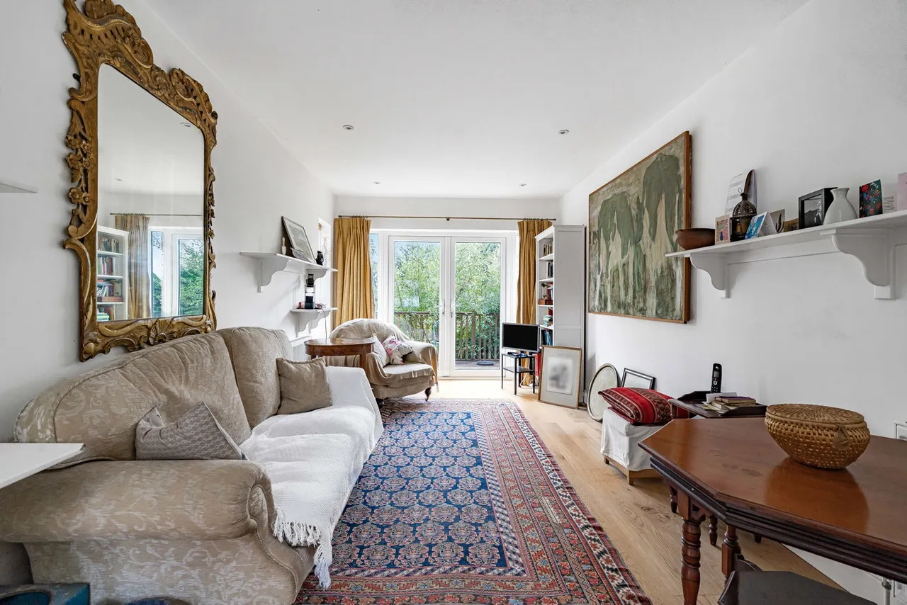 Wrecclesham Hill, Wrecclesham, GU10, photo 5
