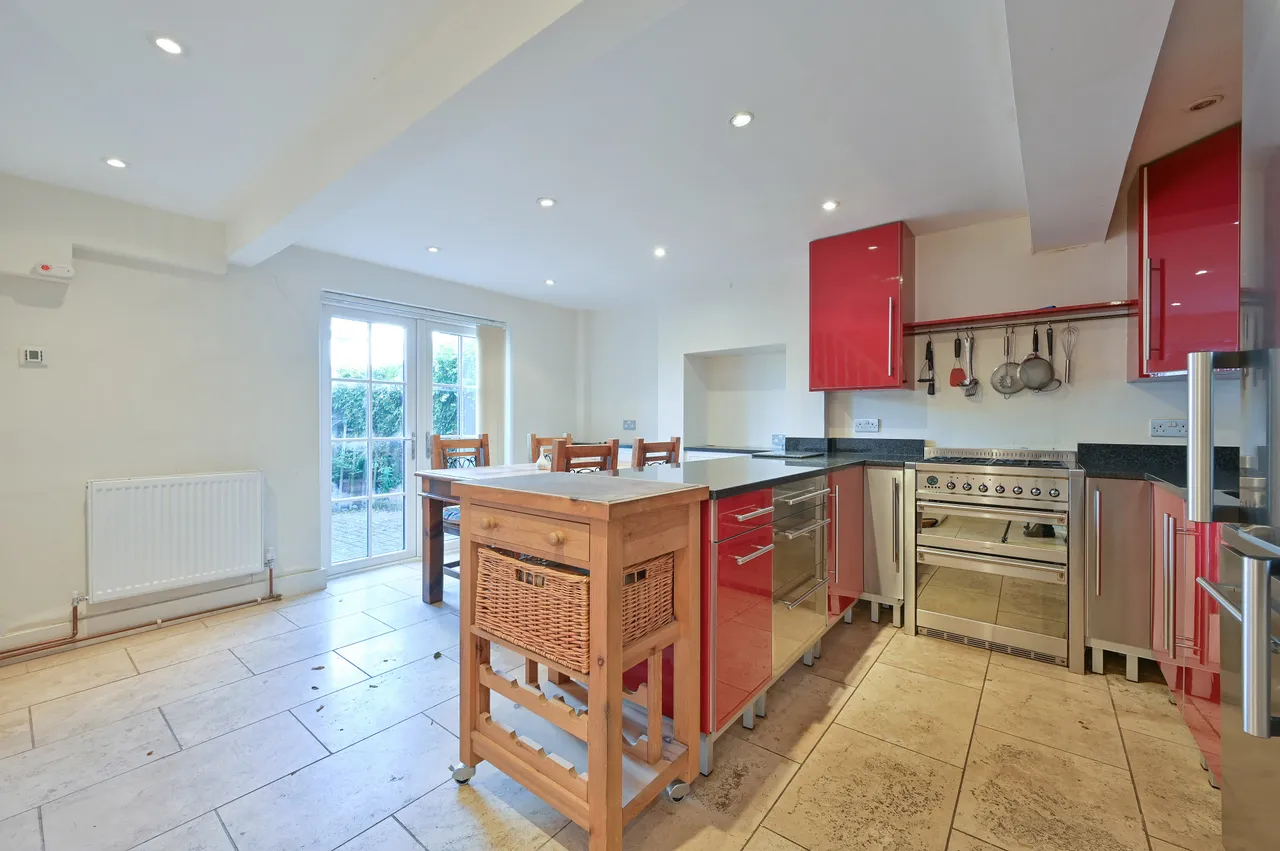 21 Wellington Terrace, Harrow, photo 6