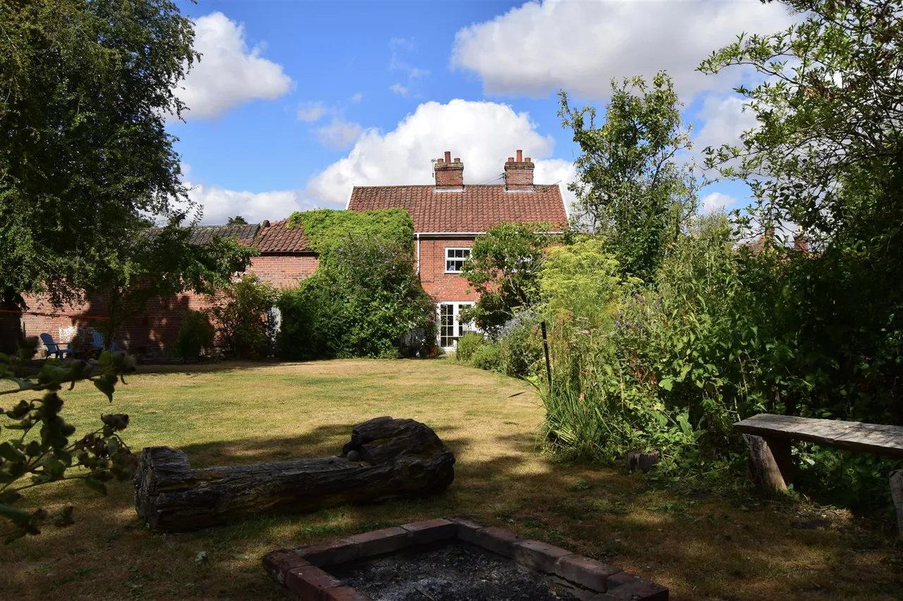 Mendham Lane, Harleston, IP20, photo 11