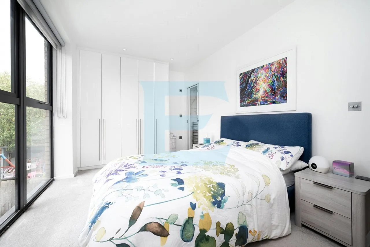 Grenville Place, Mill Hill, NW7, photo 6