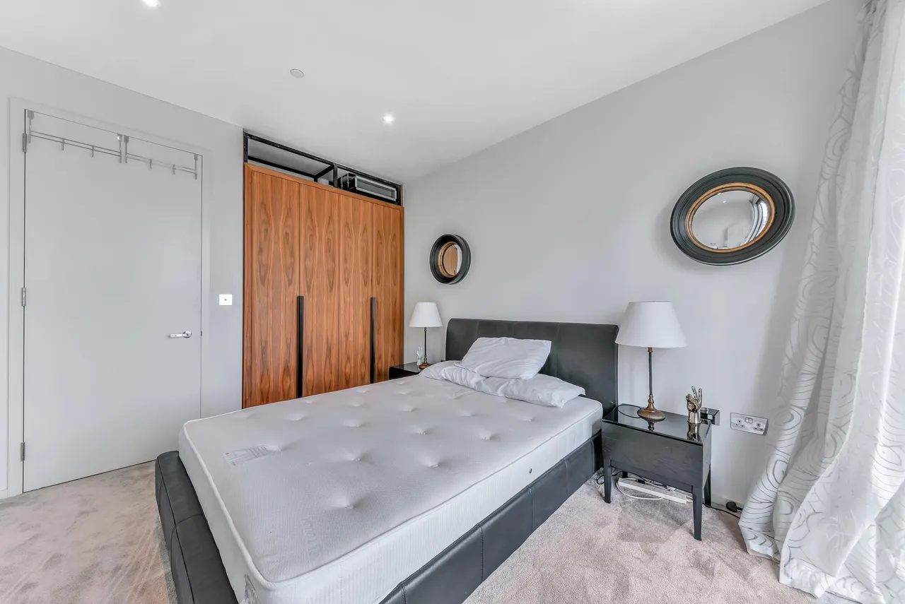 Embassy Gardens, Nine Elms, SW11, photo 6