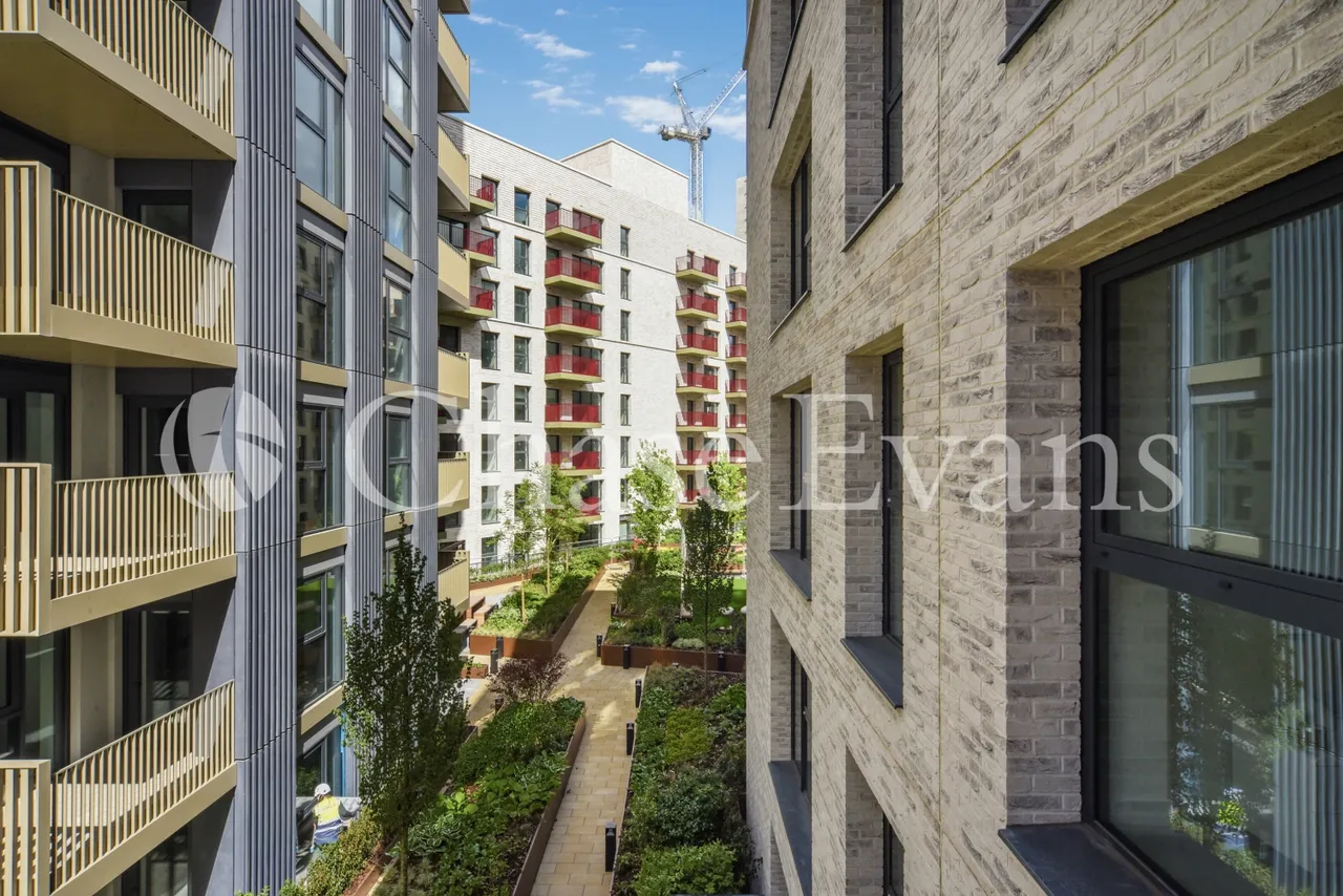 Heygate Street, Elephant And Castle, SE17, photo 13