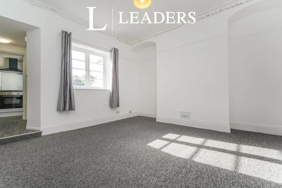 Jenner Walk, Cheltenham, GL50, photo 2