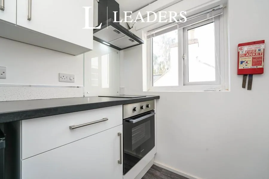 Jenner Walk, Cheltenham, GL50, photo 6