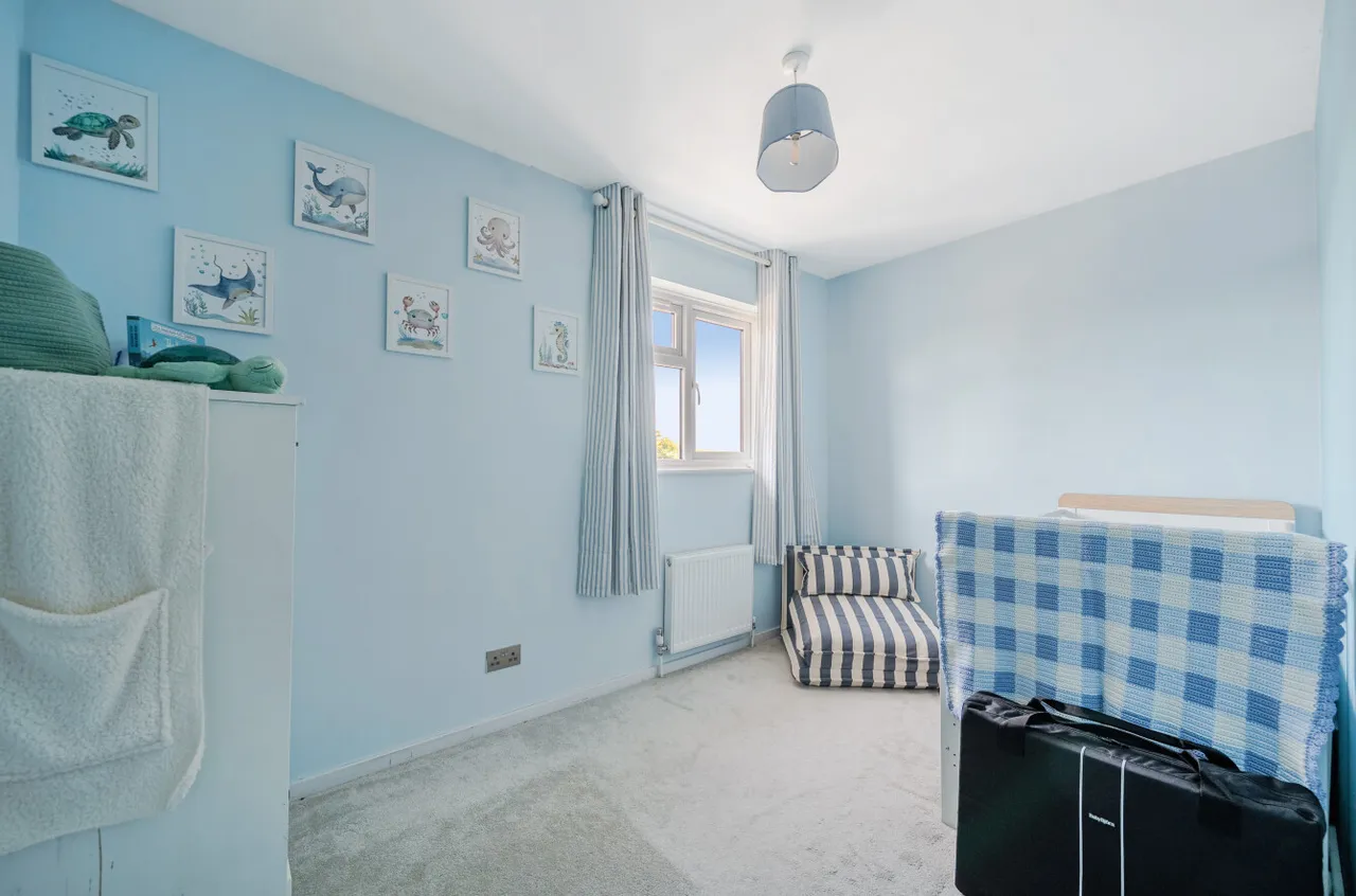 Selborne Gardens, Farnham, GU9, photo 7
