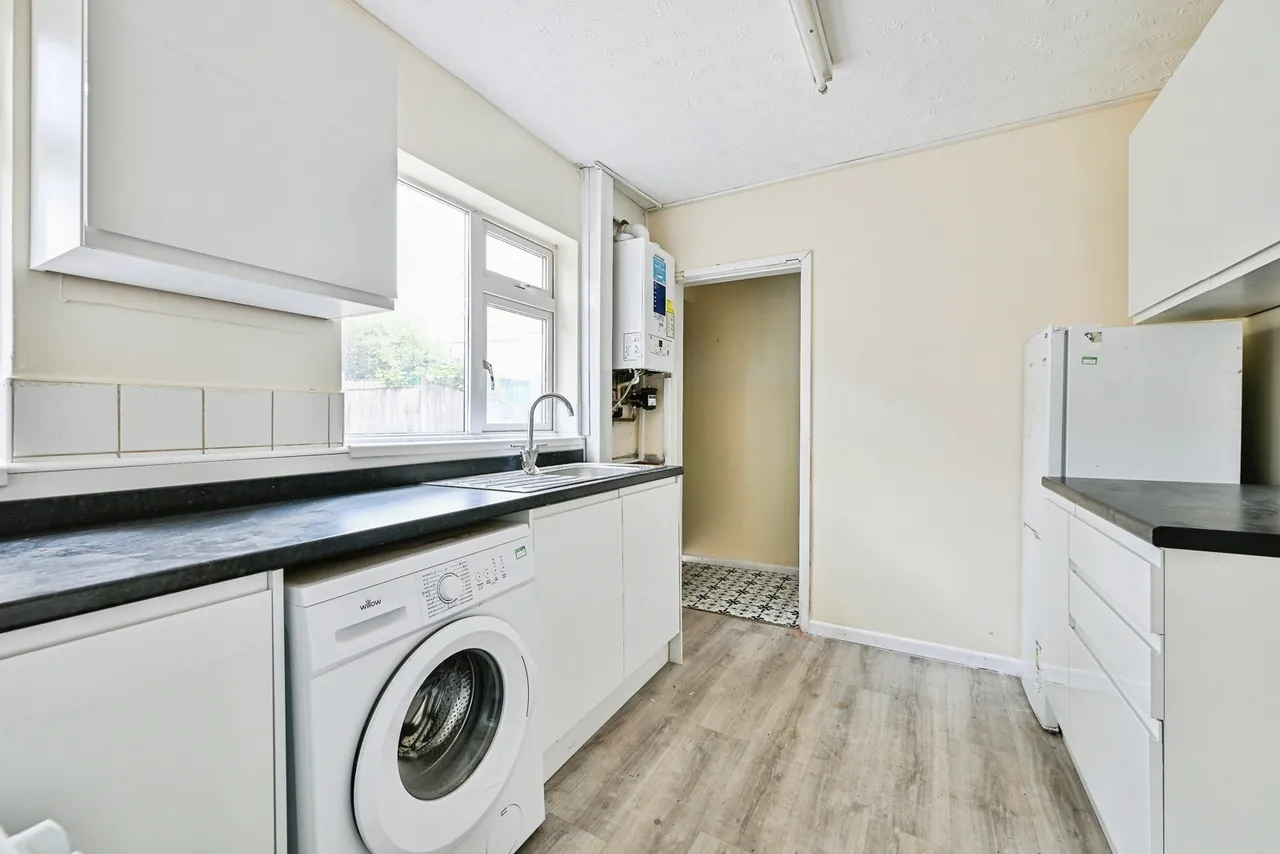 Shepton Crescent, Nottingham, Nottinghamshire, NG8, photo 5