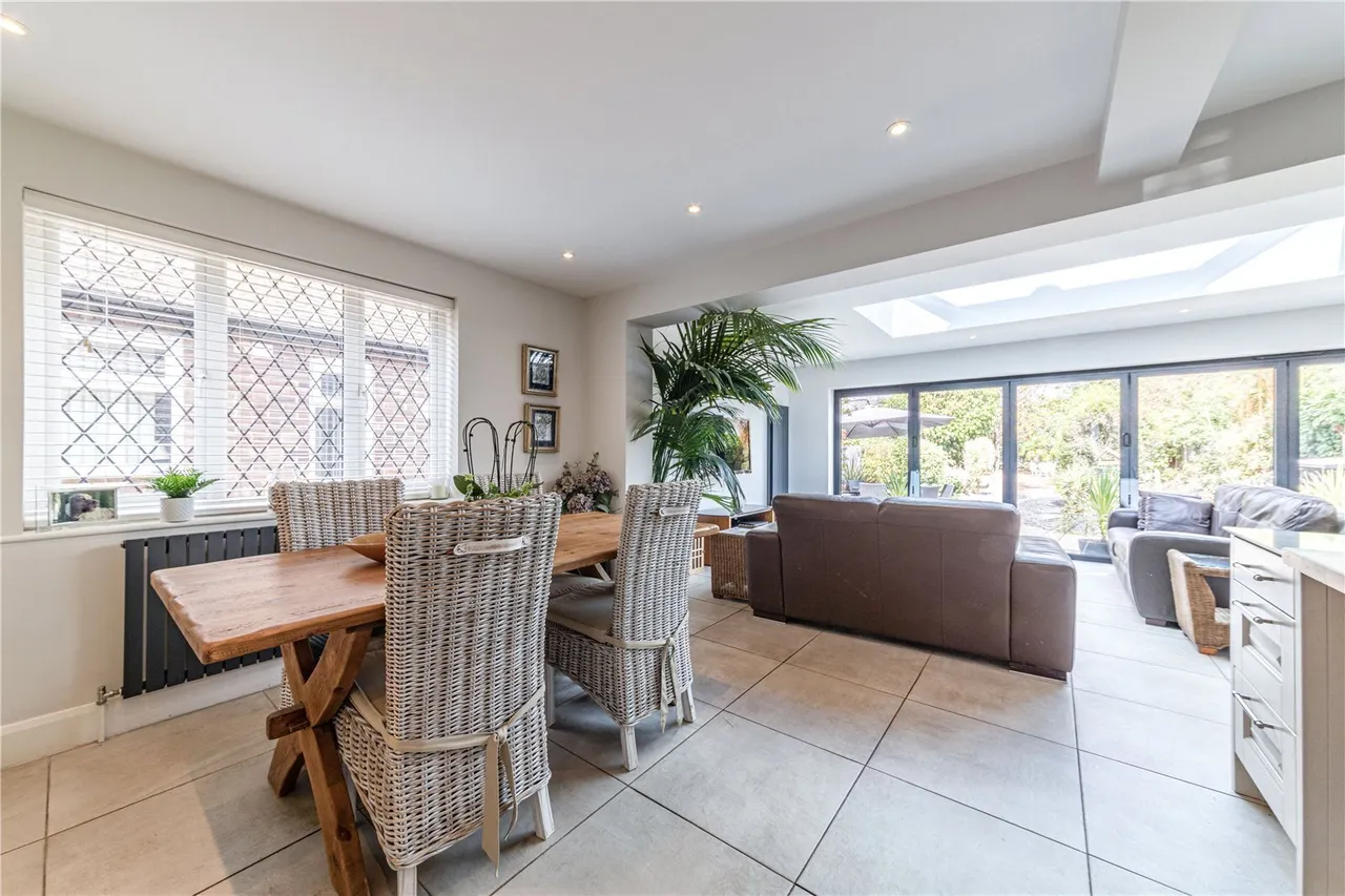 Winern Glebe, Byfleet, photo 5