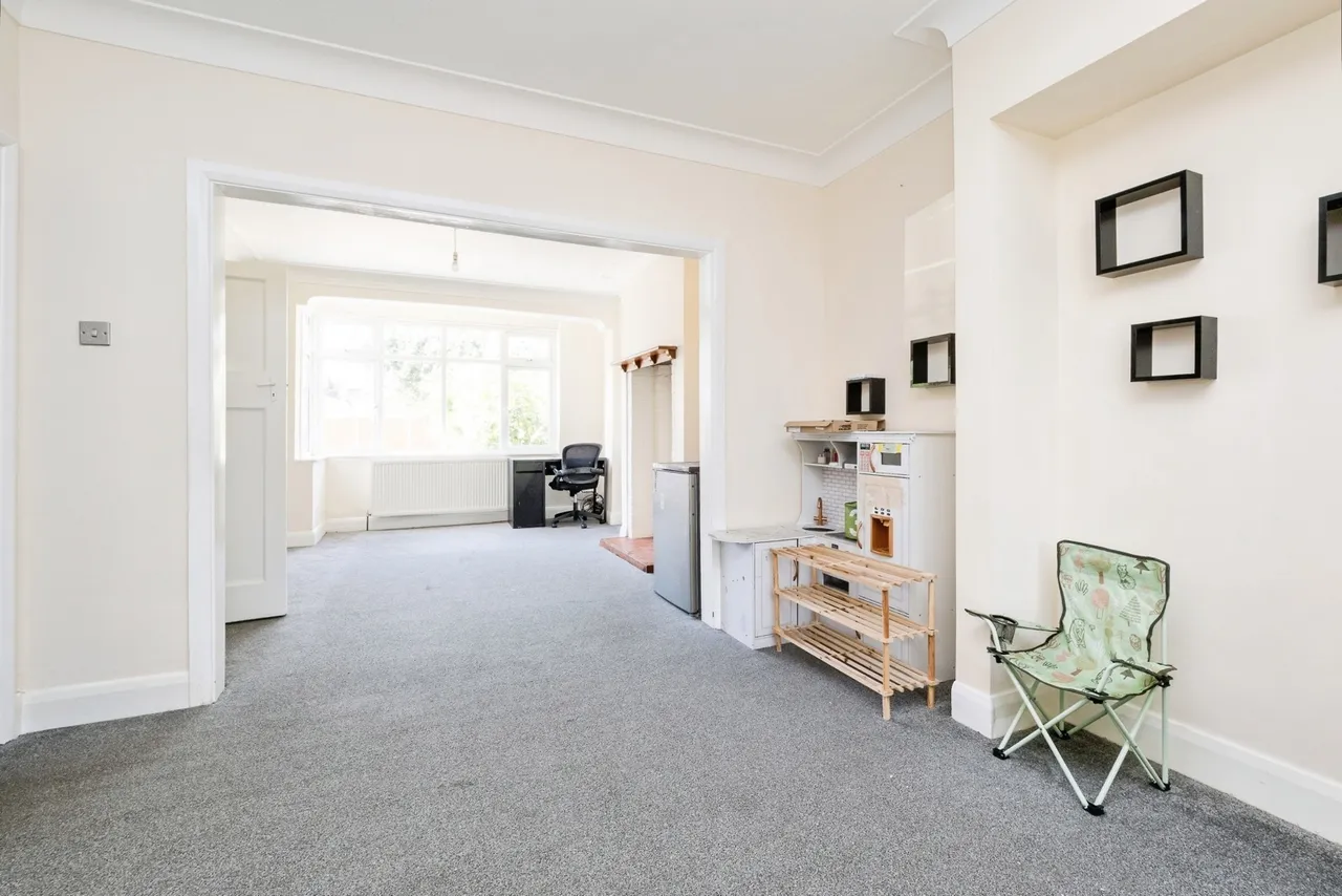 Coniston Avenue, Upminster, RM14, photo 16