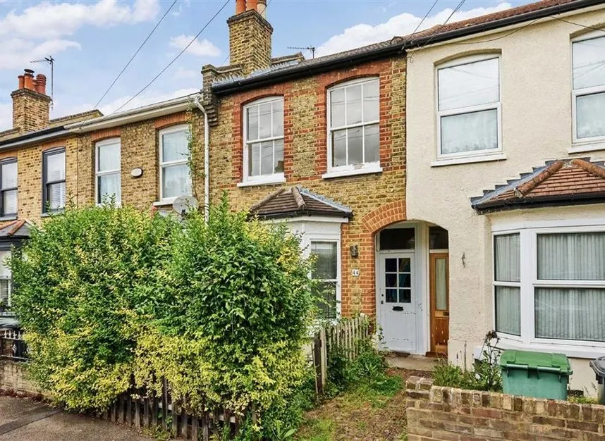 3 bed house to rent — Ronver Road, Grove Park, SE12