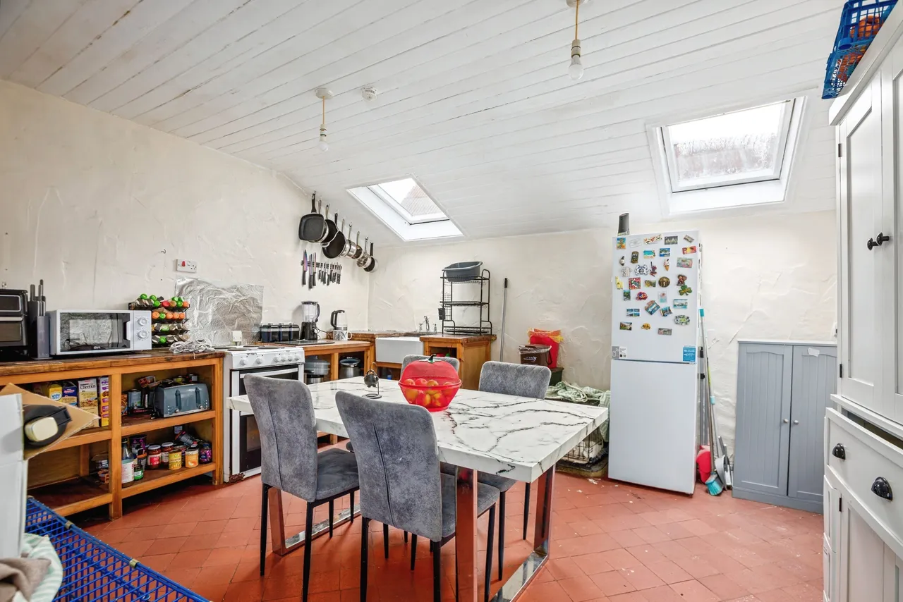 Bridge Street, Newcastle Emlyn, SA38, photo 6