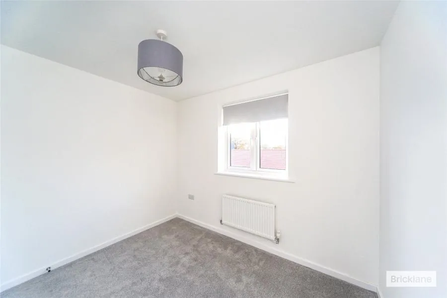 Funnell Drive, Stone Cross, BN24, photo 7