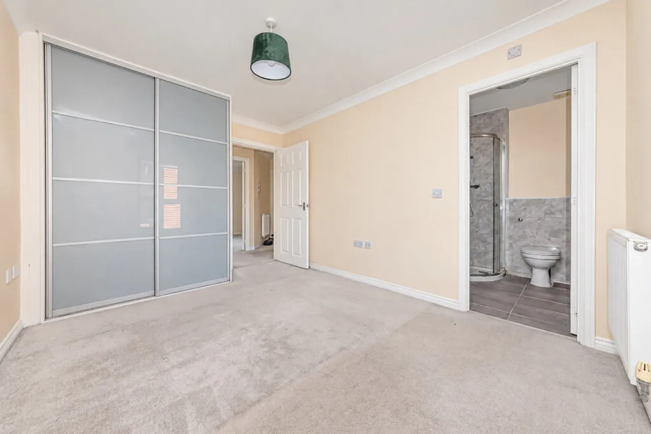 Austin Way, Bracknell, RG12, photo 14