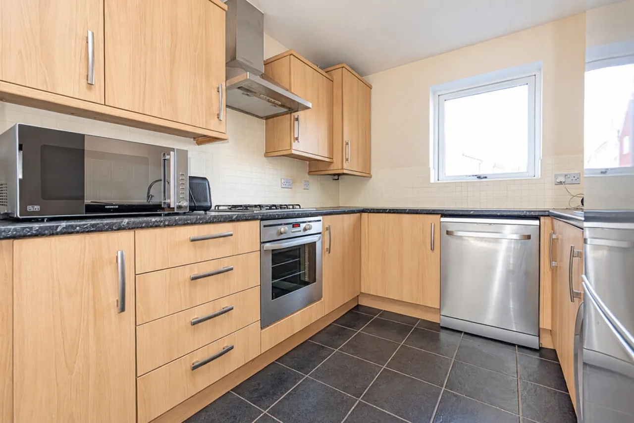 Austin Way, Bracknell, RG12, photo 4