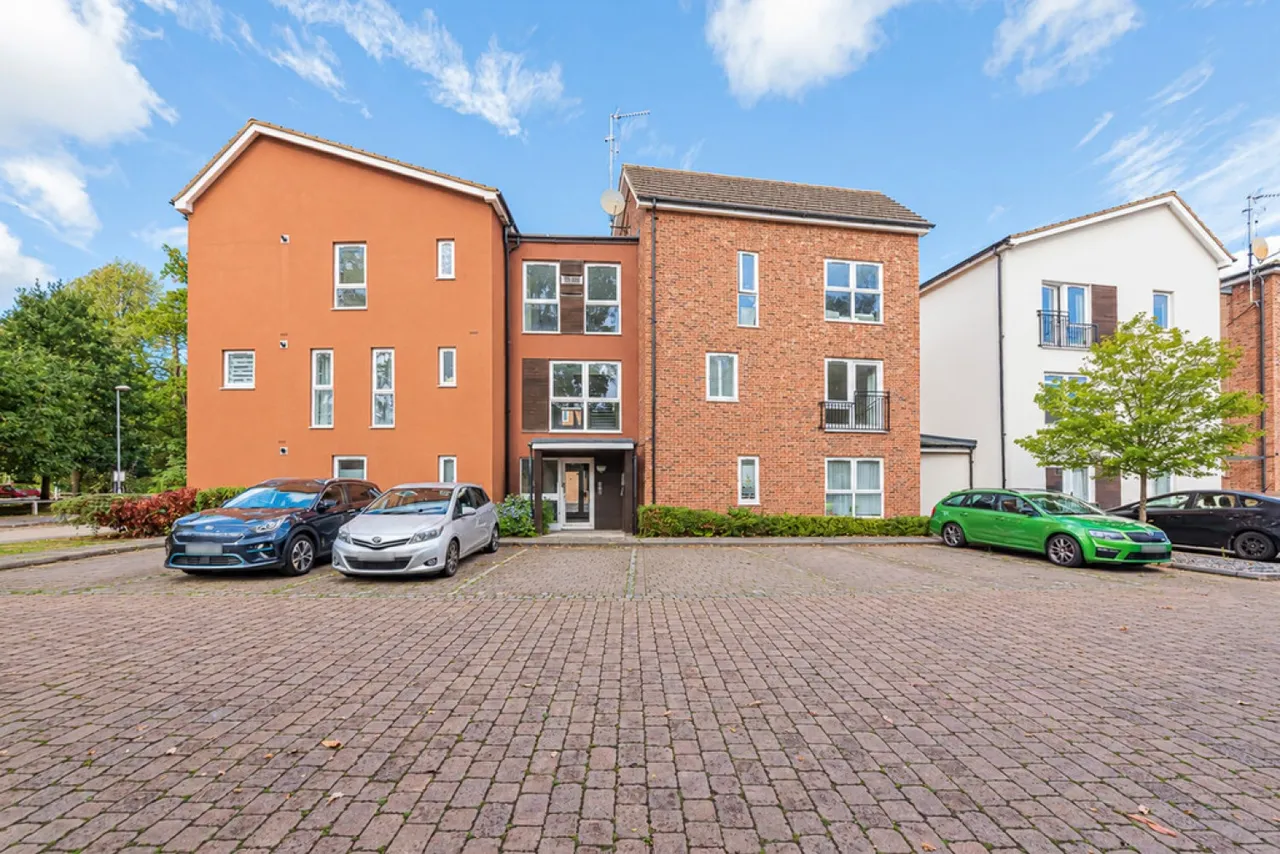 Austin Way, Bracknell, RG12, photo 18