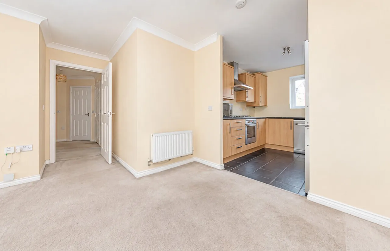 Austin Way, Bracknell, RG12, photo 11