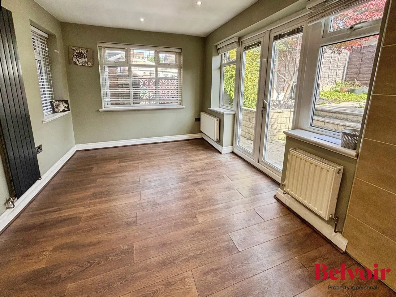 Hodge Clough Road, Oldham, OL1, photo 5