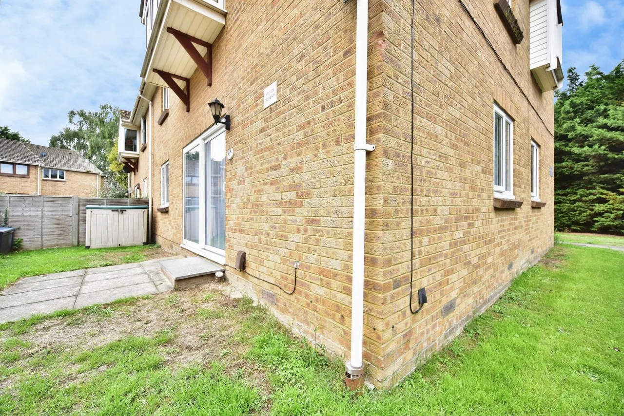 Fallowfield, Sittingbourne, ME10, photo 19