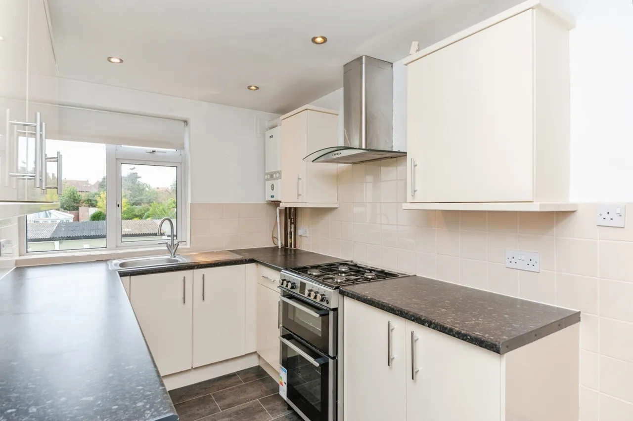 Marine Parade West, Clacton-on-Sea, Essex, CO15, photo 4