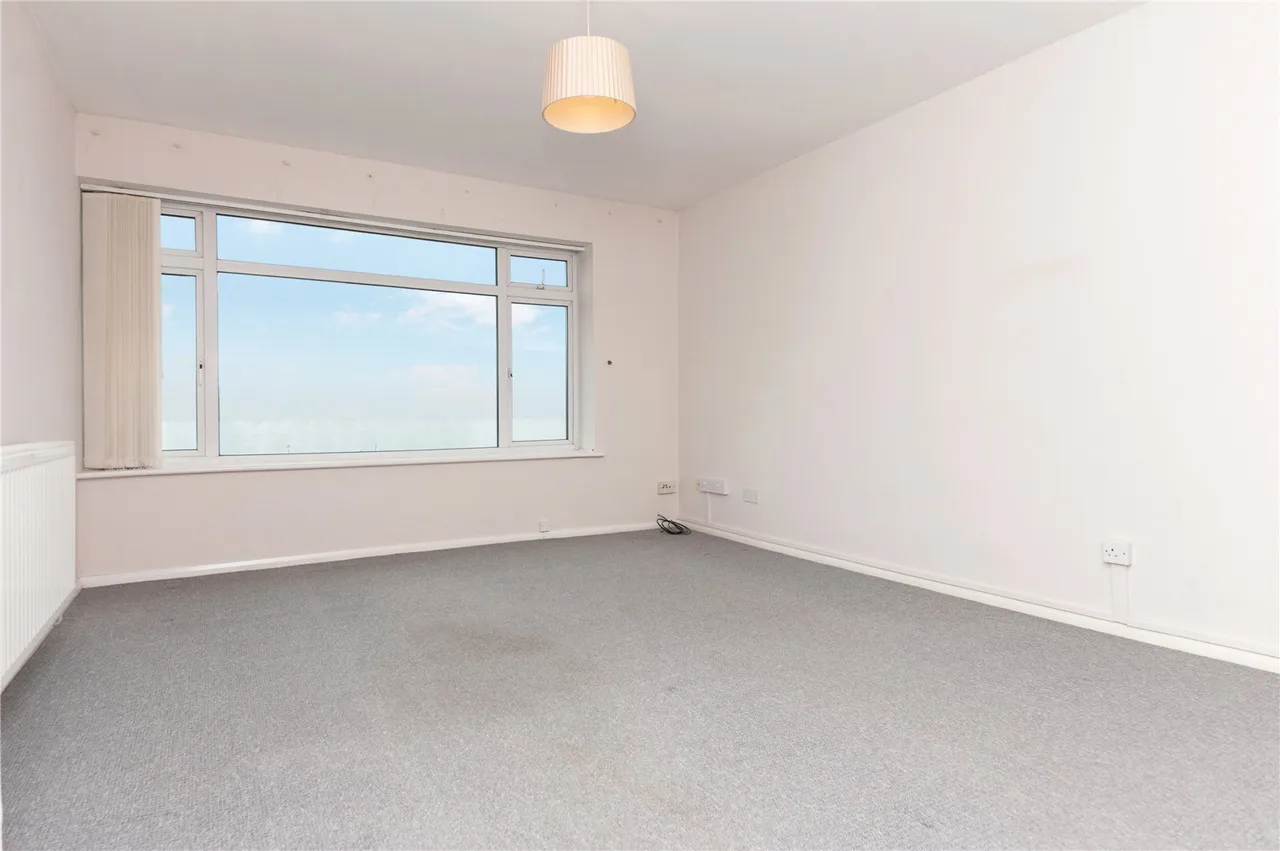 Marine Parade West, Clacton-on-Sea, Essex, CO15, photo 2