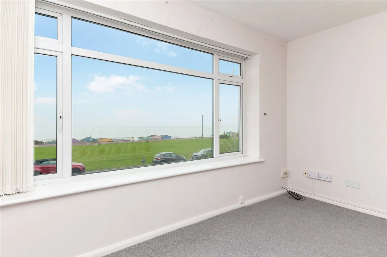 Marine Parade West, Clacton-on-Sea, Essex, CO15, photo 7