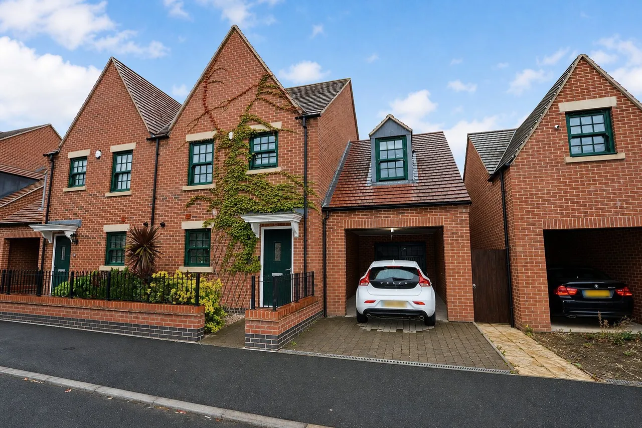 3 bed house for sale, Blakesley Street, Corby, NN17
