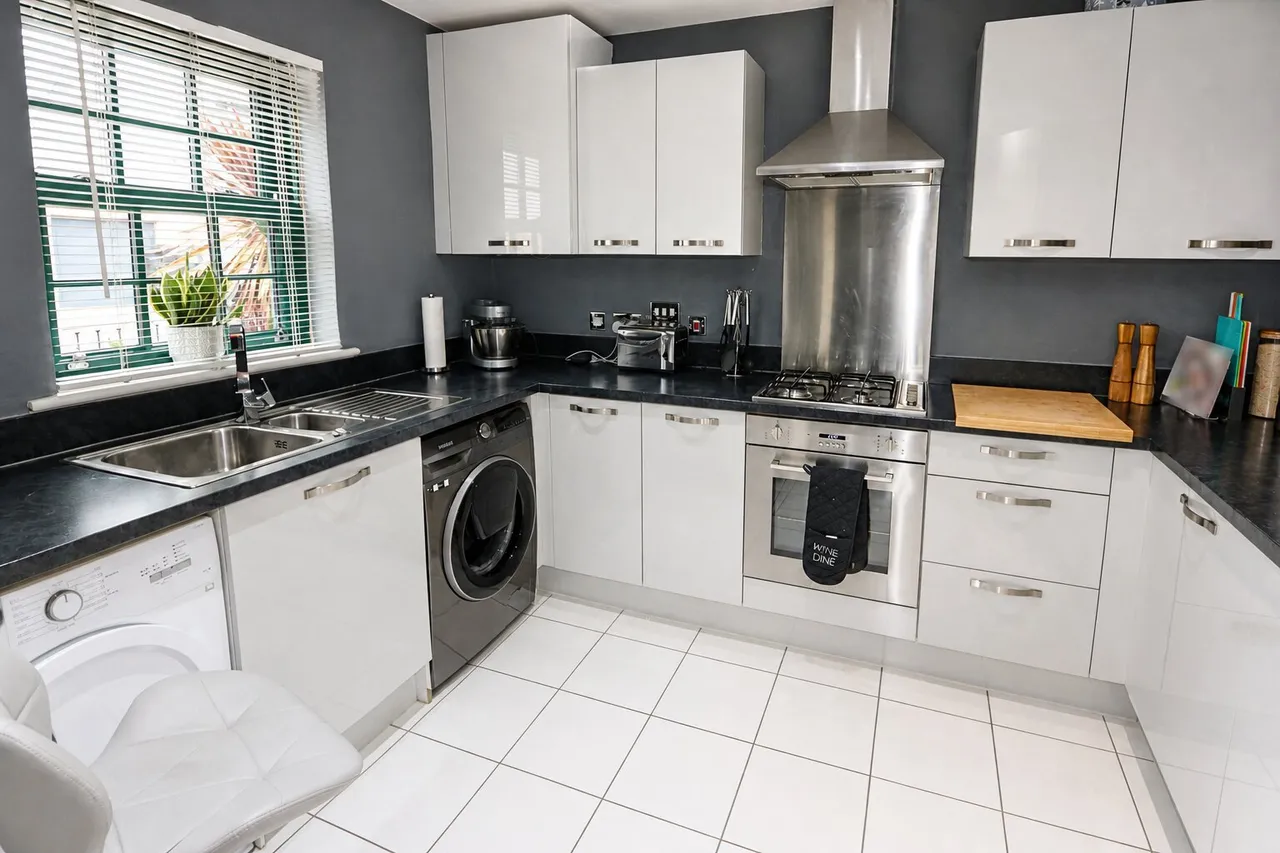 Blakesley Street, Corby, NN17, photo 6