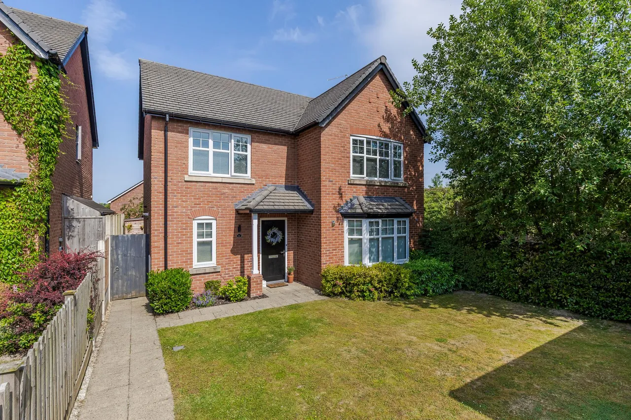 Georges Place, Tarporley, photo 6