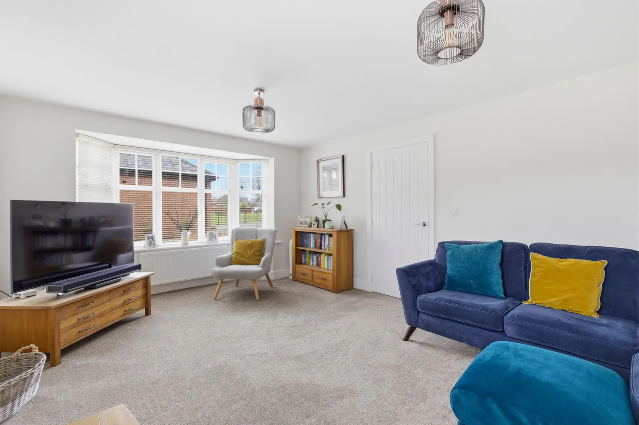 Georges Place, Tarporley, photo 14