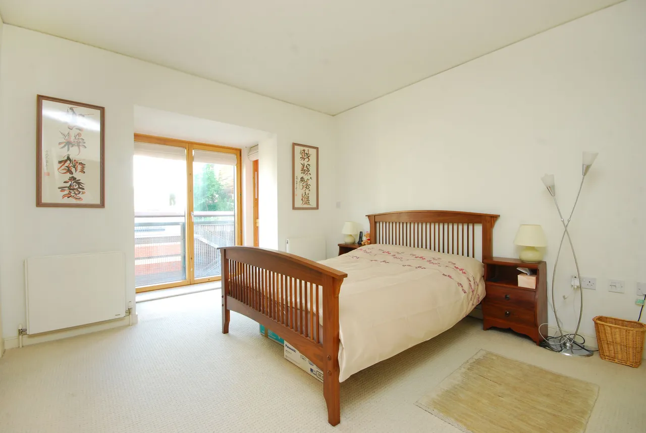 105 Faraday Lodge, Renaissance Walk, London, photo 7