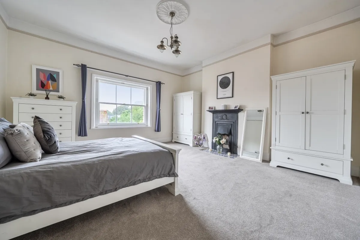 Clifton Road, Winchester SO22, photo 9