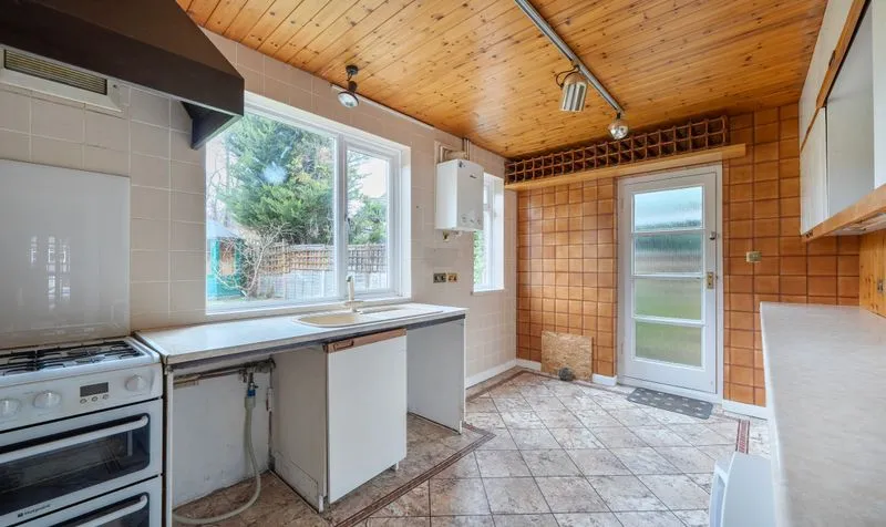 Lower Hill Road, Epsom, KT19, photo 7