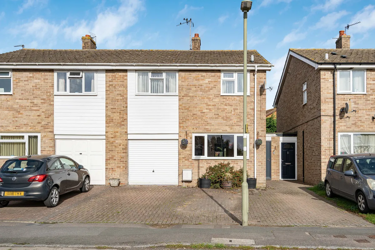 Fairfax Road, Chalgrove, photo 13